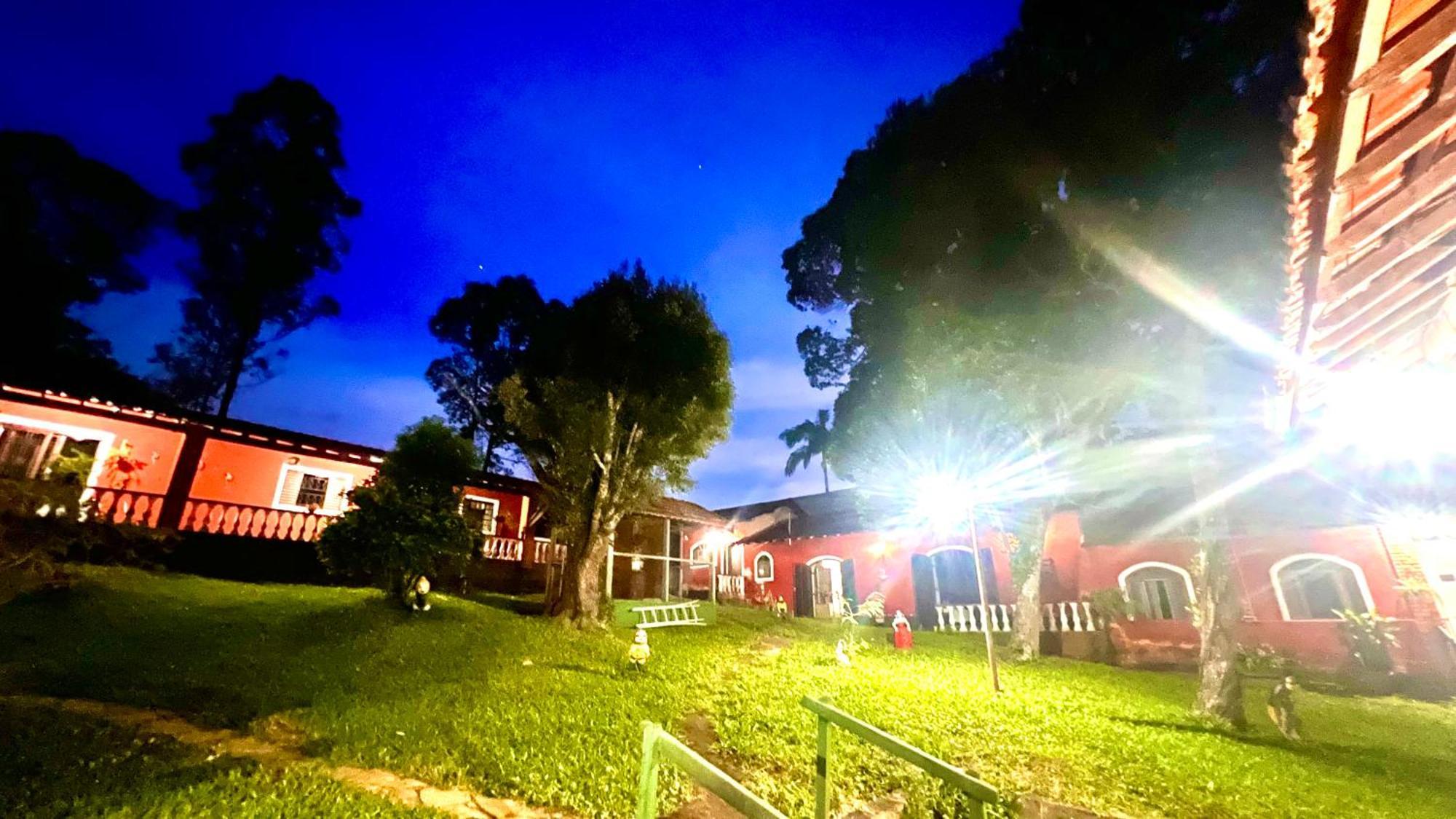 Sitio Pousada Recanto Curio Ibiúna Buitenkant foto